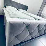 Elegante In Mit Balkon, Zentral, Bahnhof Nah, Phantasialand Bruehl Bei Cologne