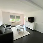 Elegante In Mit Balkon, Zentral, Bahnhof Nah, Phantasialand Bruehl Bei Cologne