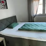 Elegante In Mit Balkon, Zentral, Bahnhof Nah, Phantasialand Bruehl Bei Cologne * Erftstadt