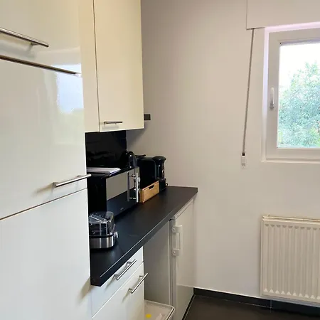 Apartment Elegante In Mit Balkon, Zentral, Bahnhof Nah, Phantasialand Bruehl Bei Cologne Erftstadt