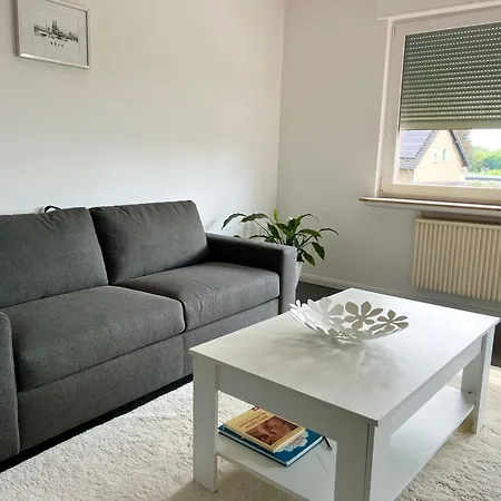 Apartman Elegante In Mit Balkon, Zentral, Bahnhof Nah, Phantasialand Bruehl Bei Cologne