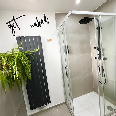 Elegante In Mit Balkon, Zentral, Bahnhof Nah, Phantasialand Bruehl Bei Cologne *