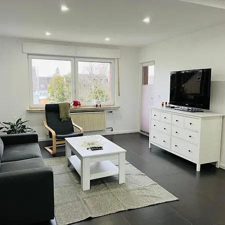 Elegante In Mit Balkon, Zentral, Bahnhof Nah, Phantasialand Bruehl Bei Cologne Apartman Erftstadt