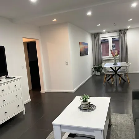 Elegante In Mit Balkon, Zentral, Bahnhof Nah, Phantasialand Bruehl Bei Cologne Apartman *