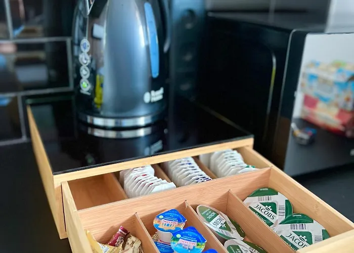 Elegante In Mit Balkon, Zentral, Bahnhof Nah, Phantasialand Bruehl Bei Cologne Appartement Erftstadt