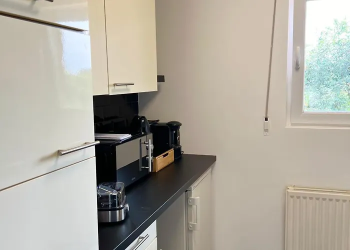 Appartement Elegante In Mit Balkon, Zentral, Bahnhof Nah, Phantasialand Bruehl Bei Cologne Erftstadt