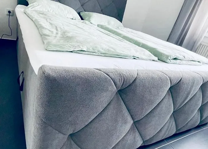 Elegante In Mit Balkon, Zentral, Bahnhof Nah, Phantasialand Bruehl Bei Cologne