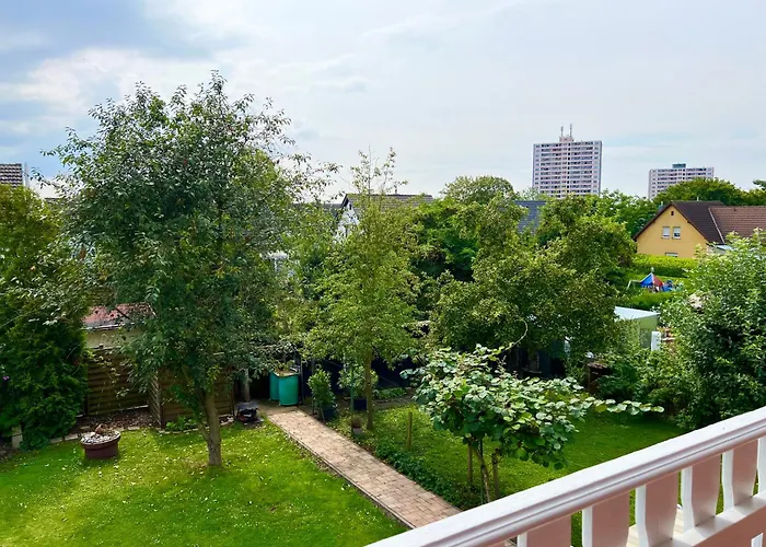 Elegante In Mit Balkon, Zentral, Bahnhof Nah, Phantasialand Bruehl Bei Cologne *