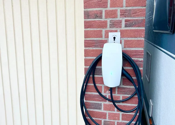 Elegante In Mit Balkon, Zentral, Bahnhof Nah, Phantasialand Bruehl Bei Cologne Appartamento